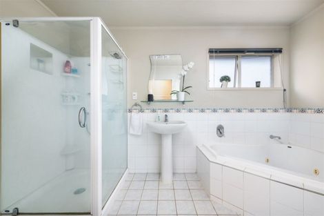 Photo of property in 201 Te Atatu Road, Te Atatu South, Auckland, 0610