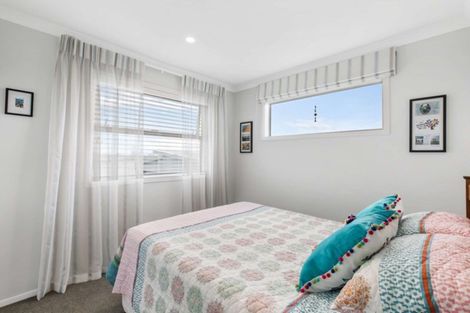Photo of property in 43 Excelsa Place, Papamoa Beach, Papamoa, 3118