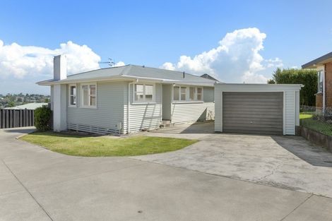 Photo of property in 4 Regent Street, Brookfield, Tauranga, 3110