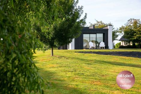 Photo of property in 1/45 Saint Kilda Road, Cambridge, 3434