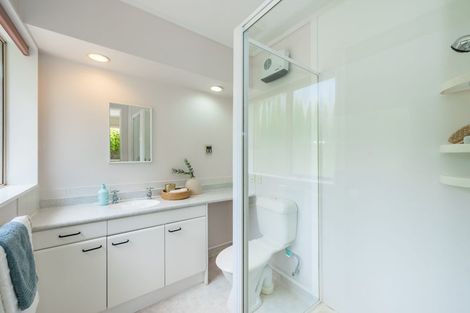 Photo of property in 43 Ngarara Road, Waikanae, 5036