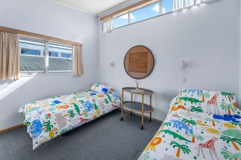 Photo of property in 20 Sunset Parade, Plimmerton, Porirua, 5026