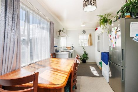 Photo of property in 14 Heather Street, Levin, 5510