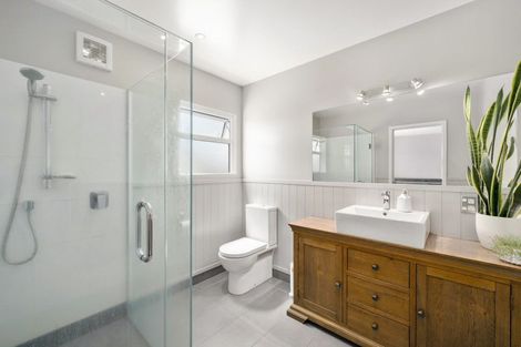 Photo of property in 75 Dalmore Way, Acacia Bay, Taupo, 3385