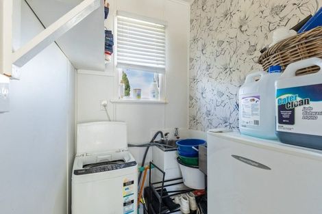 Photo of property in 46 Lyn Street, Lynmouth, New Plymouth, 4310