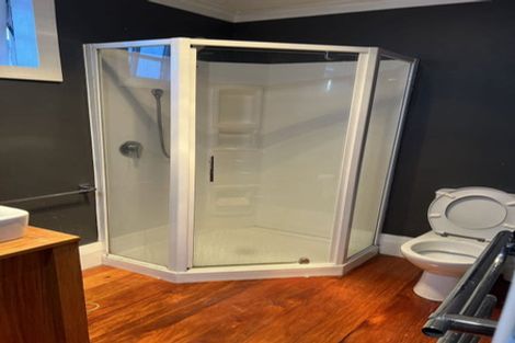 Photo of property in 6a Arawa Street, New Lynn, Auckland, 0600