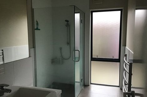 Photo of property in 17b Burdale Street, Riccarton, Christchurch, 8011