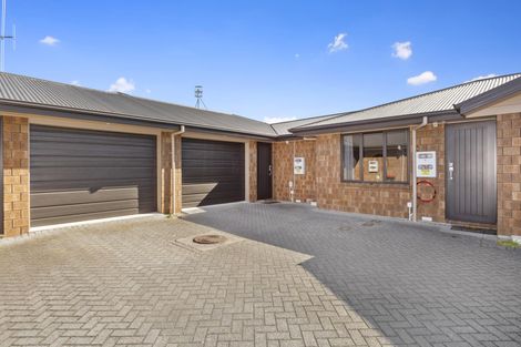 Photo of property in 4/31 Jones Crescent, Melville, Hamilton, 3206