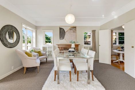 Photo of property in 13 Horotutu Road, Greenlane, Auckland, 1061