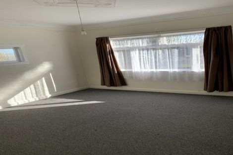 Photo of property in 180 College Street, Awapuni, Palmerston North, 4412