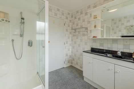 Photo of property in 8a Makora Road, Otaihanga, Paraparaumu, 5036