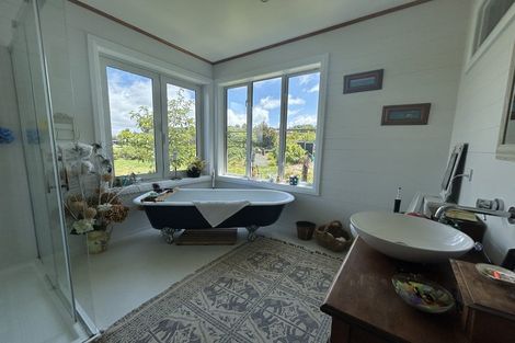 Photo of property in 74 Bronte Road East, Bronte, Upper Moutere, 7173