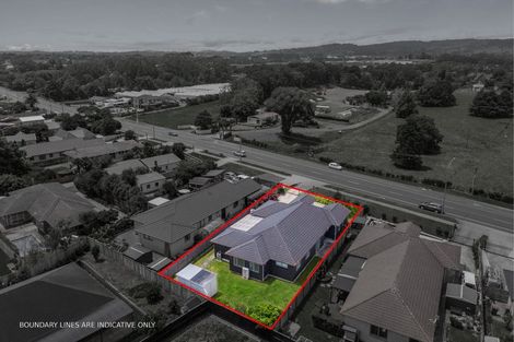 Photo of property in 587 Great South Road, Rosehill, Papakura, 2113