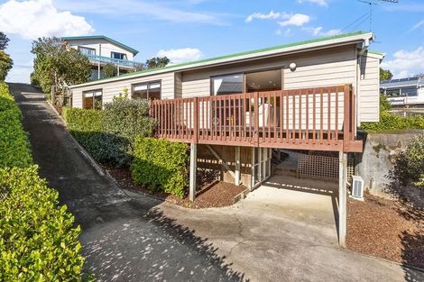 Photo of property in 74a Stanmore Bay Road, Stanmore Bay, Whangaparaoa, 0932