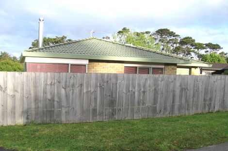 Photo of property in 234 Waitemata Drive, Ranui, Auckland, 0612