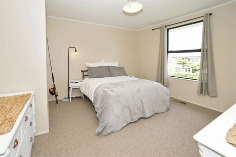 Photo of property in 2 Nyanza Street, Nawton, Hamilton, 3200