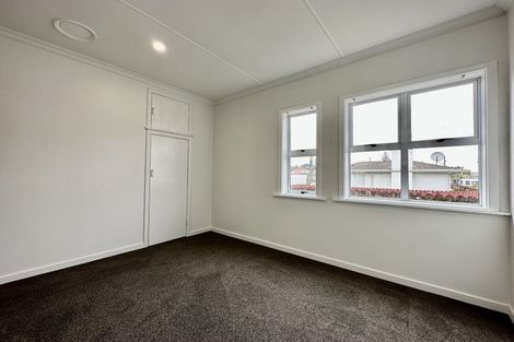 Photo of property in 18 Cambridge Terrace, Papatoetoe, Auckland, 2025