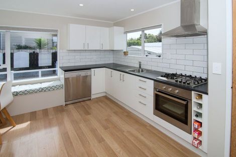 Photo of property in 9 Alton Grove, Masterton, 5810