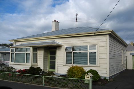 Photo of property in 16 Fitzroy Street, Caversham, Dunedin, 9012