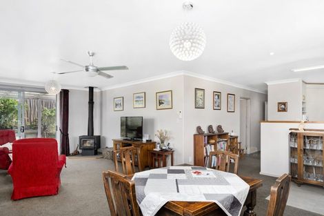 Photo of property in 5 Olive Close, Omokoroa, 3114