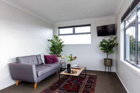 Photo of property in 7 Massey Street, Westown, New Plymouth, 4310