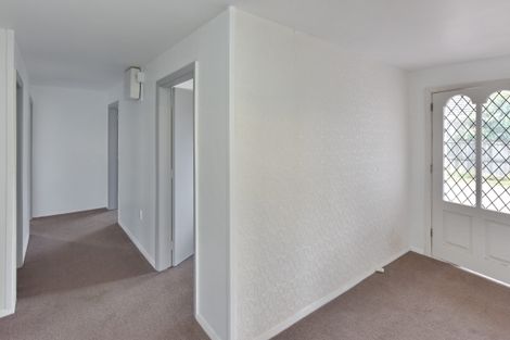 Photo of property in 33 Bournemouth Crescent, Aranui, Christchurch, 8061