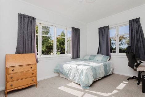 Photo of property in 64 Guy Street, Dannevirke, 4930