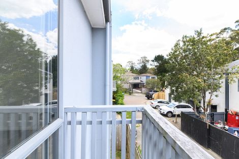 Photo of property in 3 Sun Place, Henderson, Auckland, 0612