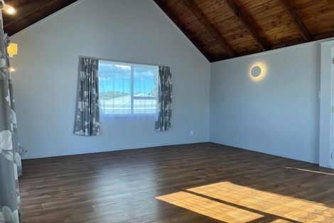 Photo of property in 2/2 Aotea Road, Glen Eden, Auckland, 0602