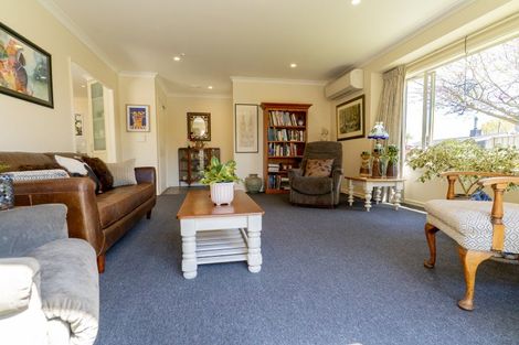 Photo of property in 6 Crosby Street, Havelock North, 4130