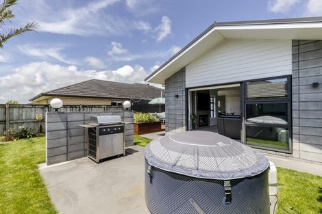 Photo of property in 9 Rawiri Drive, Bell Block, New Plymouth, 4312