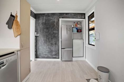 Photo of property in 16 Tolerton Avenue, Elgin, Gisborne, 4010