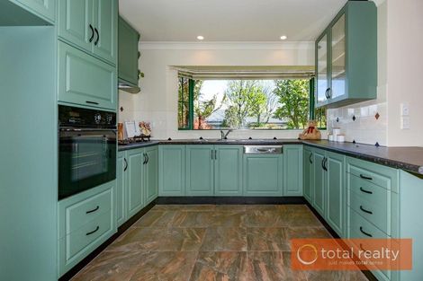 Photo of property in 28 Riverton Terrace, Halswell, Christchurch, 8025