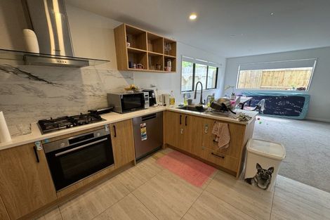 Photo of property in 7/116 Colwill Road, Massey, Auckland, 0614