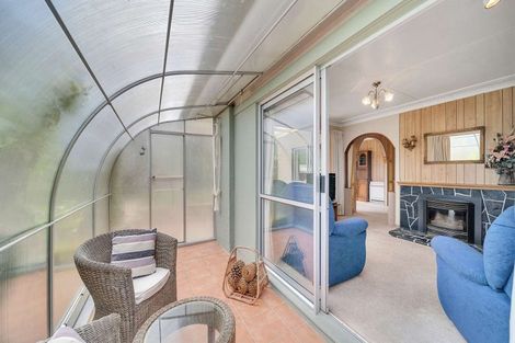 Photo of property in 12 Oxford Street, Holmes Hill, Oamaru, 9401