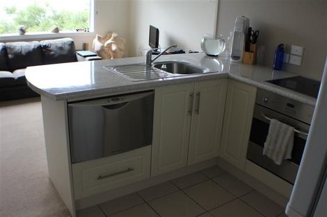 Photo of property in 2/89 Barnard Street, Wadestown, Wellington, 6012