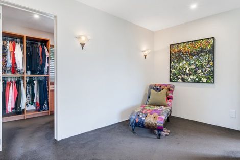 Photo of property in 2 Glenoaks Rise, Mellons Bay, Auckland, 2014