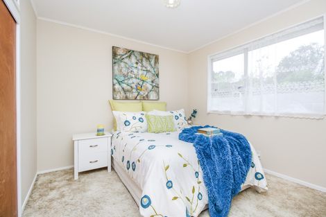 Photo of property in 12 Albemarle Place, Massey, Auckland, 0614