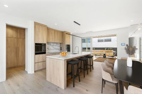 Photo of property in 63 Ladies Mile, Manly, Whangaparaoa, 0930