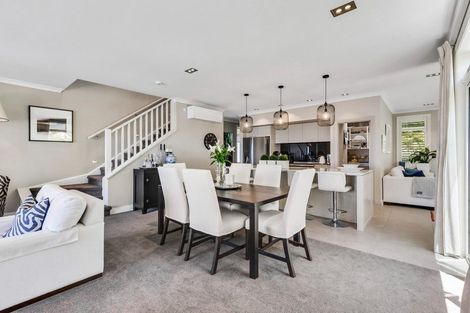 Photo of property in 17 Landmark Terrace, Orewa, 0931