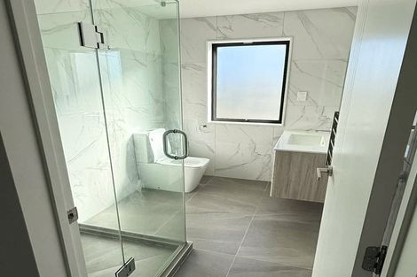 Photo of property in 74a Miller Road, Mangere Bridge, Auckland, 2022