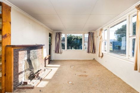 Photo of property in 3 Caernarvon Street, Waimate, 7924