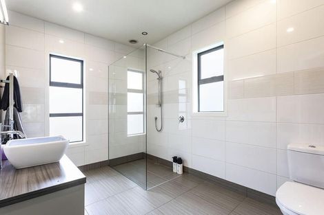 Photo of property in 32 Tirohanga Road, North Taieri, Mosgiel, 9092