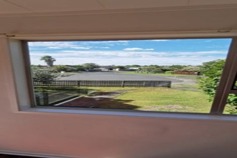 Photo of property in 14 Vanden Place, Henderson, Auckland, 0610