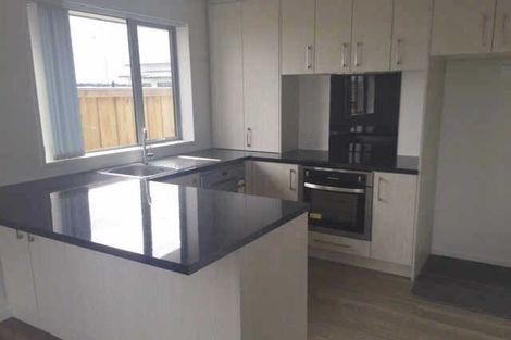 Photo of property in 36 Whakatipu Street, Pegasus, 7612