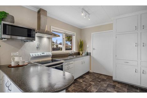 Photo of property in 10 Greenwood Close, Mairehau, Christchurch, 8013