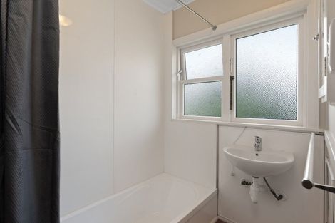 Photo of property in 55 Momorangi Crescent, Redwood, Christchurch, 8051