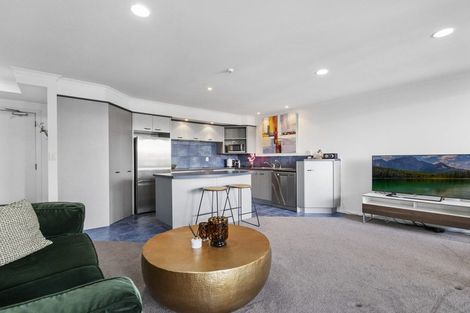 Photo of property in 5/19 Victoria Road, Mount Maunganui, 3116