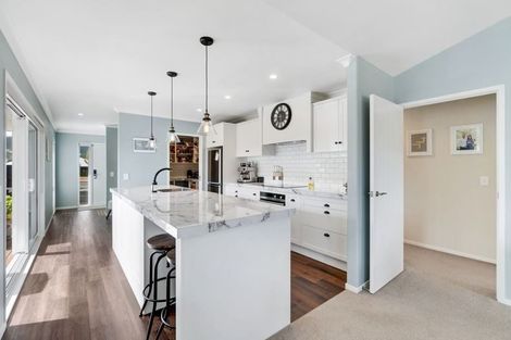 Photo of property in 58 Montgomery Crescent, Kinloch, Taupo, 3377