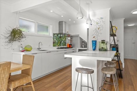 Photo of property in 34 Hastings Parade, Devonport, Auckland, 0624